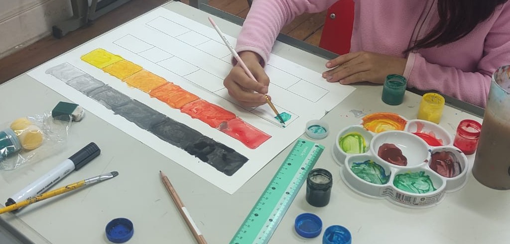 Aula de cores – arte para crianças